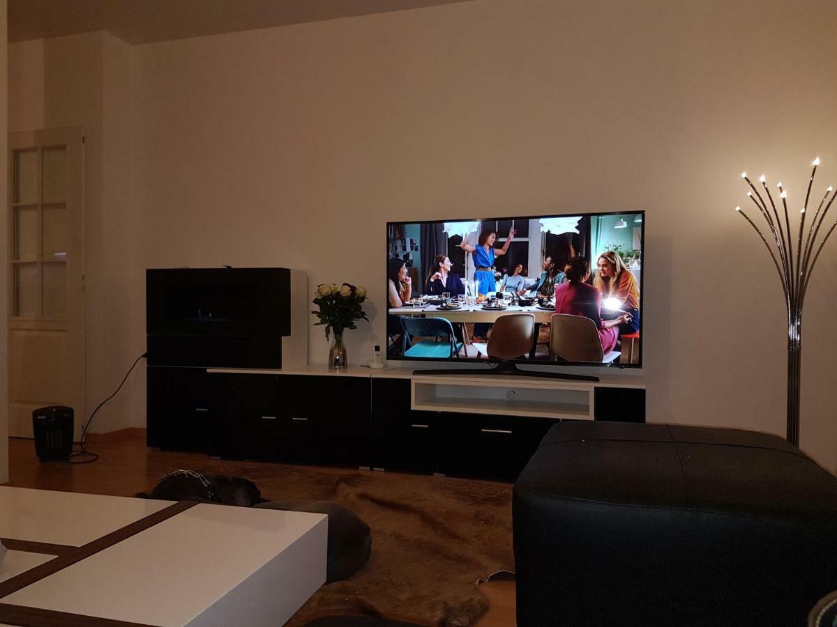 Grand Appartement En Centre Ville เมซ์ ภายนอก รูปภาพ